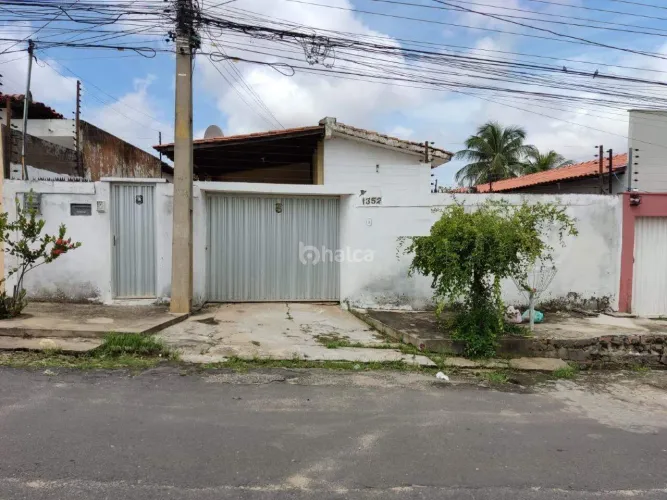 Casa residencial para aluguel no bairro Vermelha, Teresina
