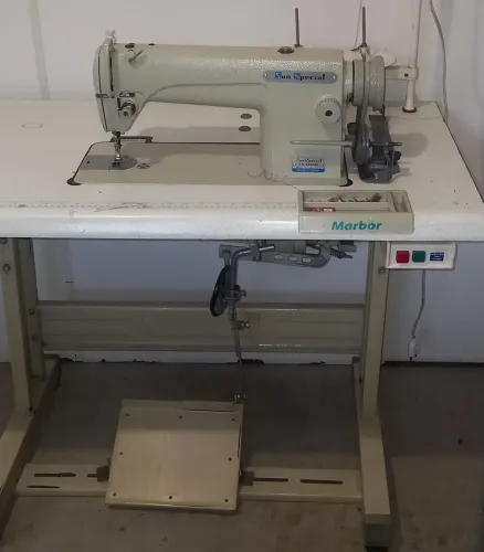 Maquina de costura reta Sun Special 
