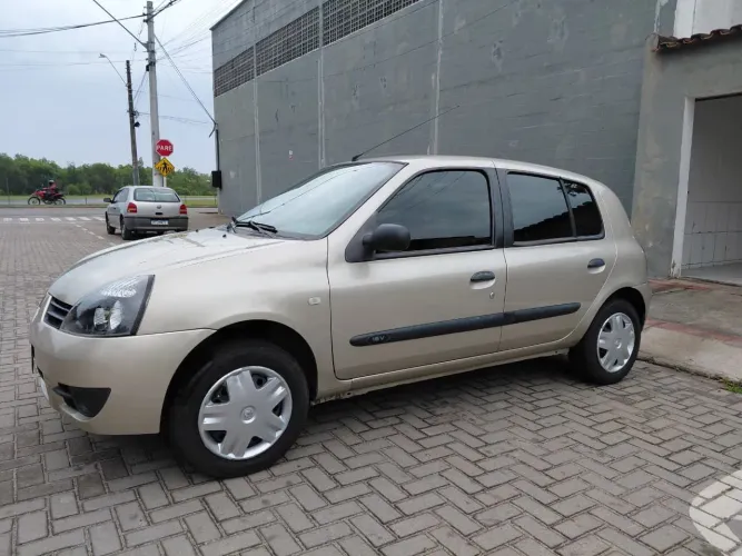 Renault Clio Campus Hi-flex 1.0 16V 5P 2011