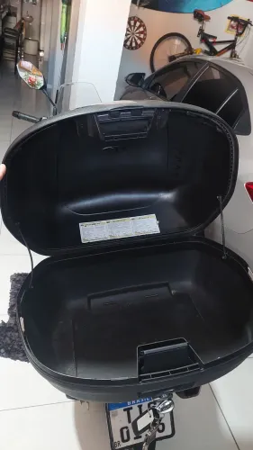 Baú Givi 45 litros 420rs.