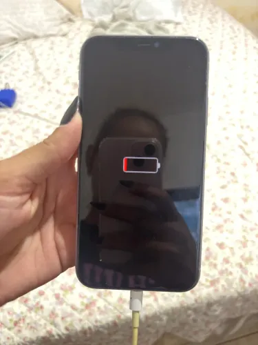 iPhone 11 lilás 