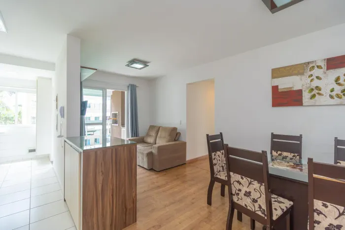 Apartamento para Locação  Rua Professor João Falarz, 555 | Apto 202  Torre 07