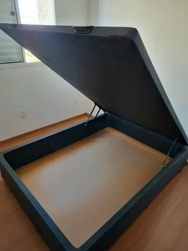 VENDE-SE CAMA BOX CASAL