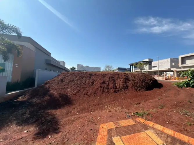 Terreno à venda no Condomíno Parque Fortaleza em Nova Odessa/SP