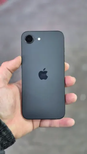 iPhone 17e