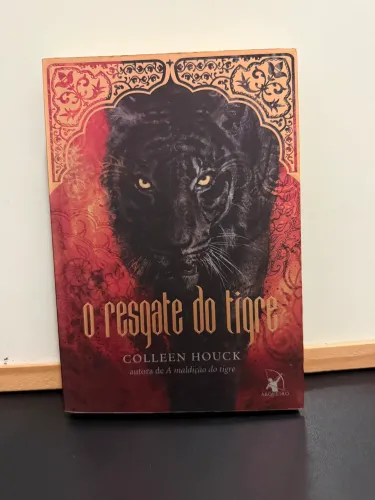 Livro: O resgate do Tigre. Collen Houck