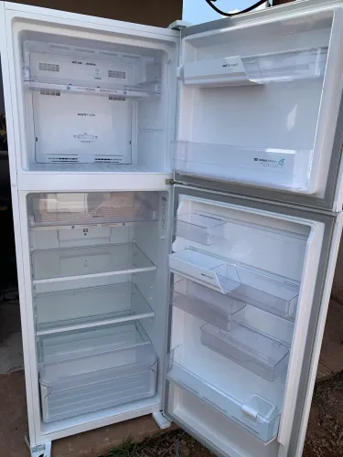 Geladeira Electrolux frost free