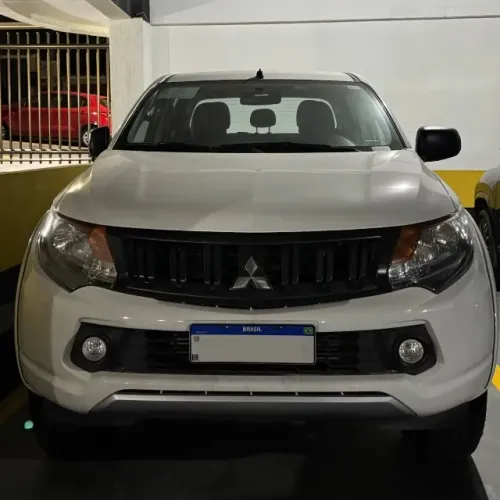 Mitsubishi L200 Tri. Outd. GLX 2.4 CD 4X4 Die. MEC 2025