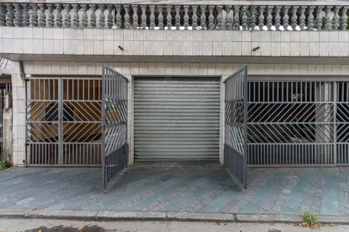 Loja na Avenida Waldemar Roberto, 1115 42 m²