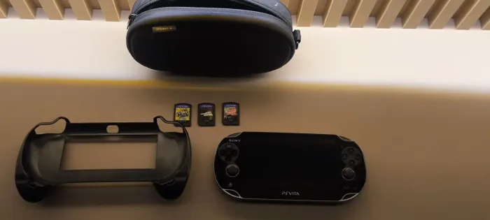 PS Vita OLED Desbloqueado e Personalizado Edição Única + Kit Completo.