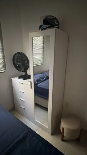 Cômoda com Gaveta