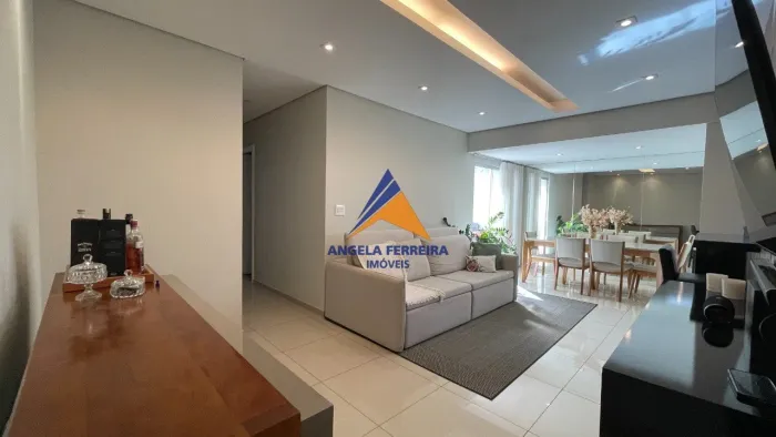 LOCAÇÃO- MOBILIADO- Apartamento com área privativa para locação MOBILIADO com 3 quartos no