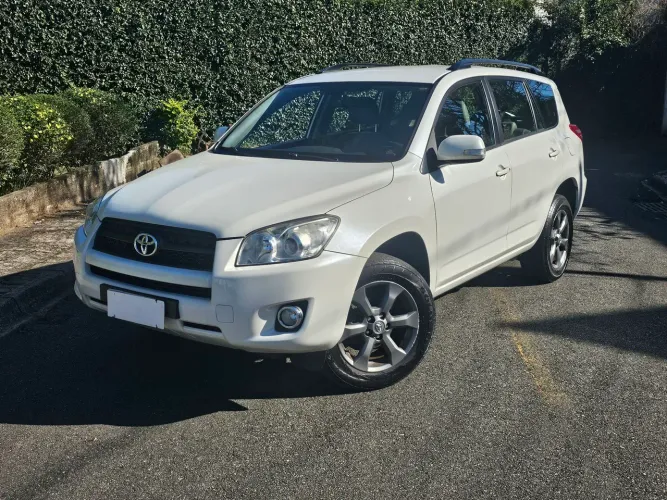 Toyota RAV4 2.4 4X2 16V 170cv Aut. 2011