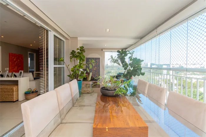Apartamento à venda com 2 suítes no condomínio Magic Condominium Resort, São Paulo - SP
