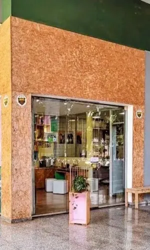 Vendo banho e tosa + clínica veterinária 