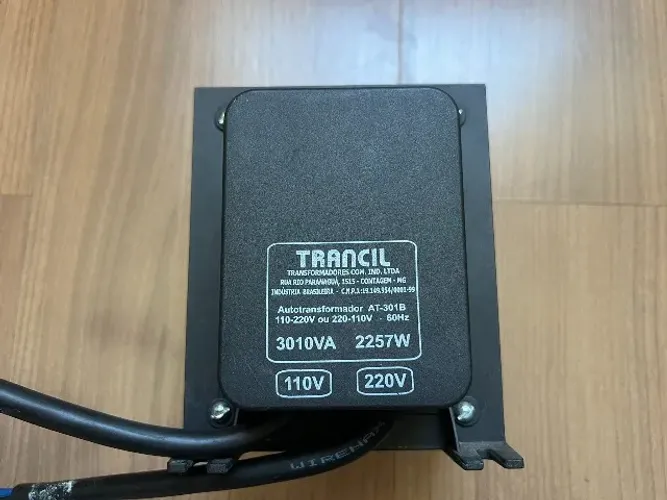 Transformador 3010VA/2257W Entrada/Saída 110/220V AT820911 Trancil