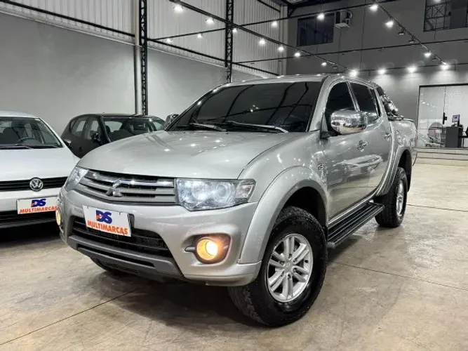Mitsubishi L200 Triton HPE 3.2 CD TB Int.diesel AUT 2015