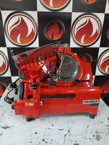 Cortador de frios manual Filizola junior lâmina 25 cm cor vermelho reformando