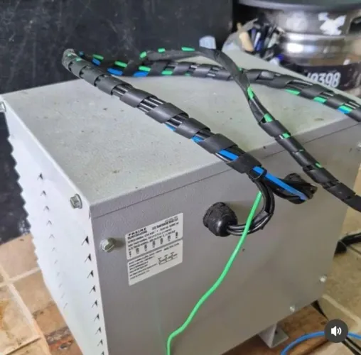 Auto transformador trifásico 10 kva