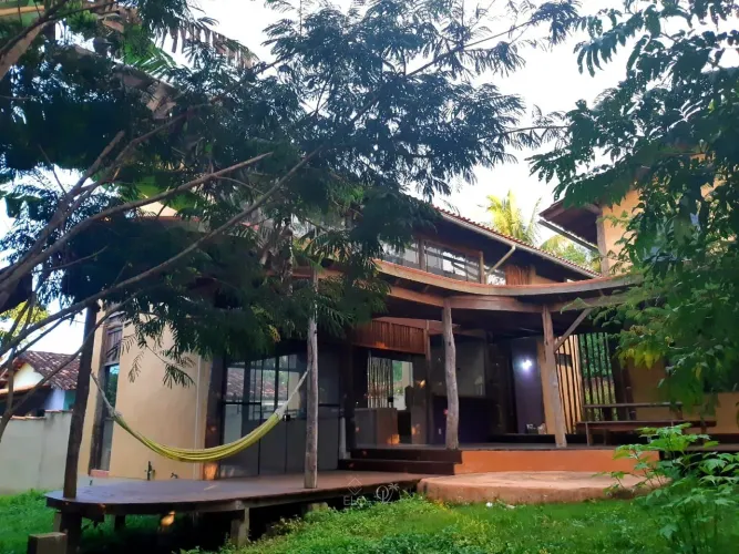 Casa Exclusiva com Arquitetura Sustentável em Serra Grande