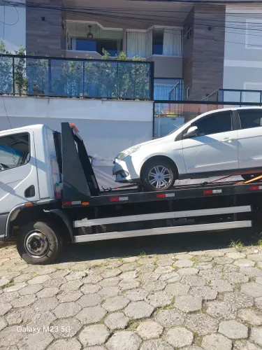 Mercedes bens acelo 815