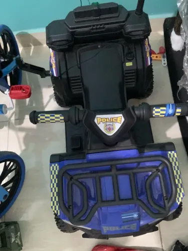 Carro De Polícia Infantil Elétrico Com Sirene Az Maxi Toys