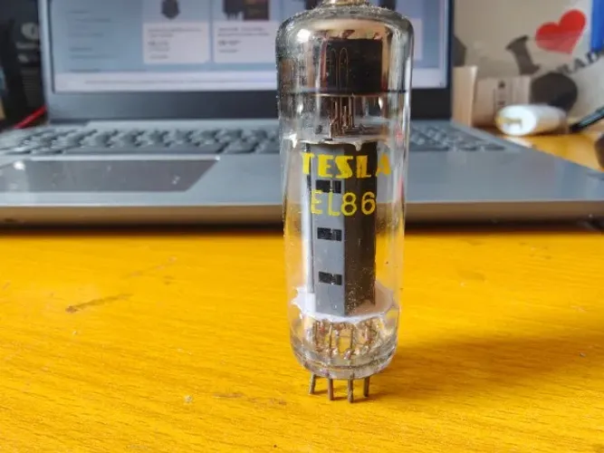 Valvula eletronica audio El-86