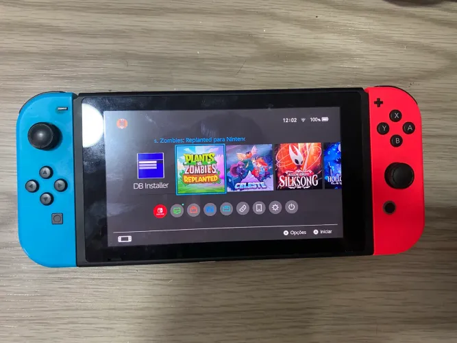 Nintendo Switch V2