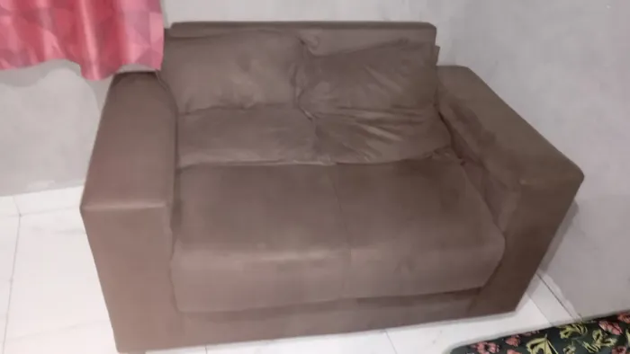 Vendo sofá com pouco uso