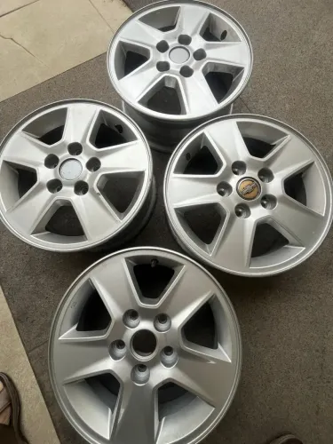 Rodas Liga Leve Aro 15 5 furos
