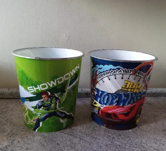 Dois Organizadores Personagens