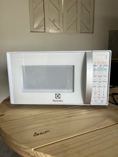 Micro-ondas Electrolux 20 Litros