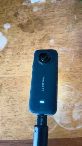 Câmera Insta360 X3 5.7K 360° - Perfeito Estado / Lentes Sem Riscos