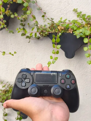 Controle Sem Fio Double-Motor Vibration 4 para PC / Notebook / PS4 - NOVO na Caixa!