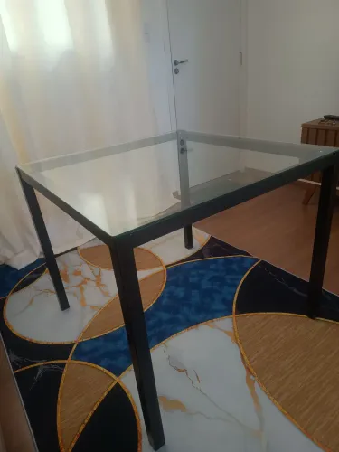 Mesa de vidro modelo industrial 
