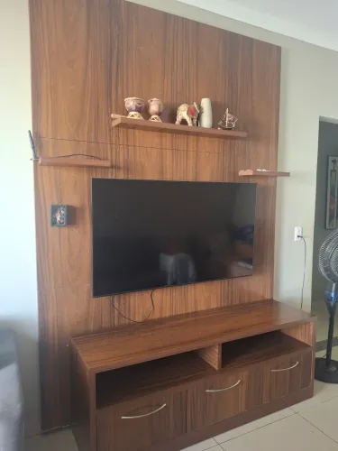 Rack com painel de tv
