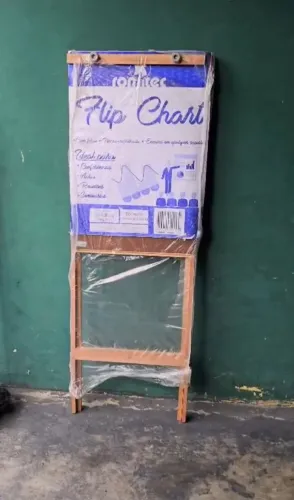 Suporte Cavalete Madeira Flip Chart E Quadro Branco Dobrável