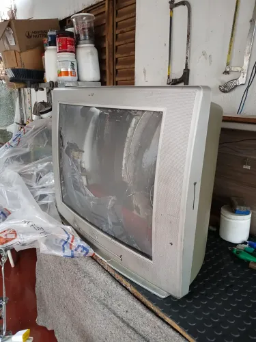 Tv philips 29"com conversor