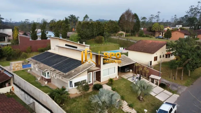Casa de Condomínio - Embu-Guaçu, Fazenda da Ilha, com 477 metros.