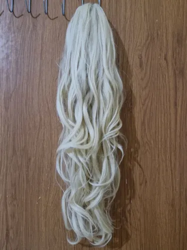 Mega hair sintético/peruca.