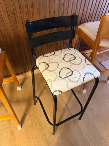 Banqueta alta