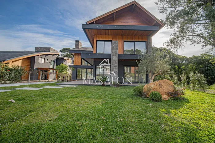 CASA À VENDA EM GRAMADO NO CONDOMÍNIO ASPEN MOUNTAIN!