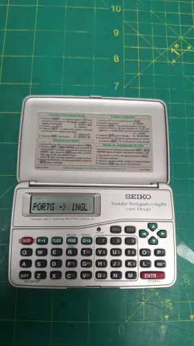 tradutor eletrônico Seiko ET2640 funcionando 