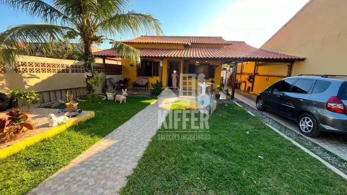 Casa Beira Mar com 3 quartos | Suíte | Piscina | 50m do mar para alugar, por R$ 3.677/mês