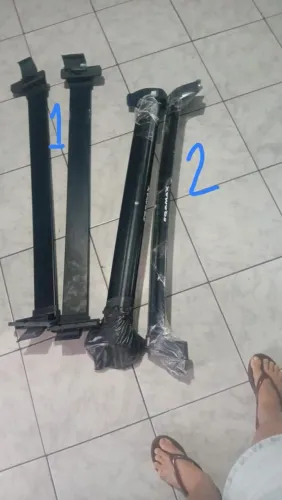 Vendo esses 2 rackeres para carro
