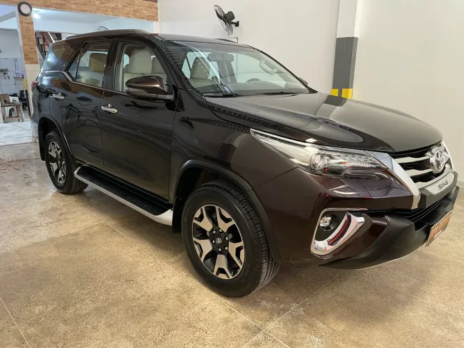 Toyota Hilux SW4 SRX Diamo. 4X4 2.8 TB DIE AUT 2019