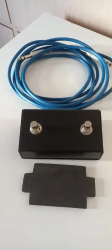 Footswitch Momentâneo Omega 2 canais - SEM USO 