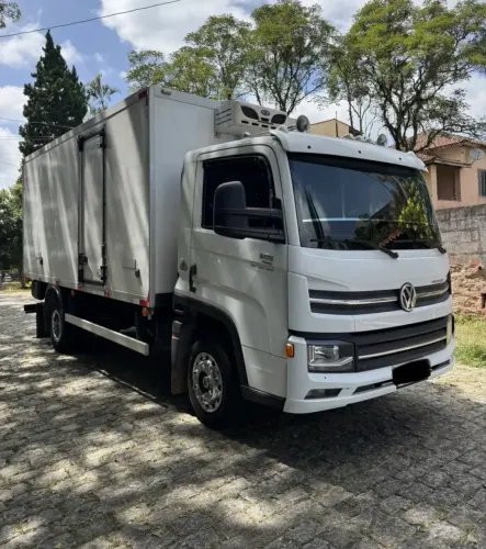 VW BAÚ 9170 40.000KM 2023