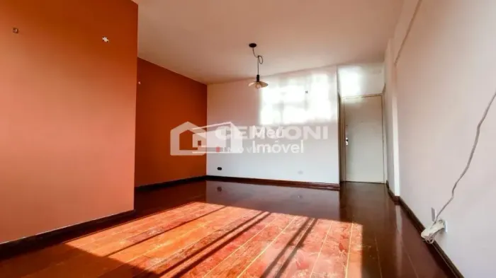 Aluguel Apartamento Reformado de 3 Dormitórios  77m²  Jardim Paulista, São José dos Campos