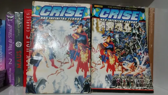 Coleção HQs Crise nas Infinitas Terras ( Capa Cartão/ Panini ) Completo